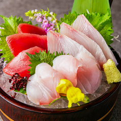 お造り三種盛り合わせ(1人前)