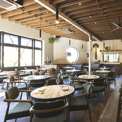 緑豊かな扇町公園の一角に佇む、”ボタニカル”をコンセプトにしたファインダイニング『Botanico扇町公園』!カウンター席、ソファー席、オープンテラスなどもございます◎