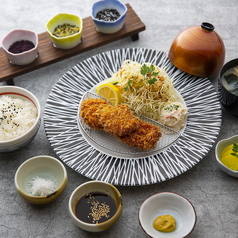 心も満足！頬が緩む串揚げランチ