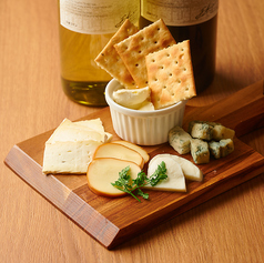 チーズ盛り合わせ
