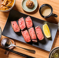 一皿ごとに趣向を凝らした贅沢な定食