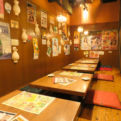 全席掘りごたつでゆったり♪靴を脱いでくつろげる空間だから、女子会や宴会、ファミリーでのお食事にもぴったり。時間を気にせず韓国料理をお楽しみください！（千葉駅／千葉中央／居酒屋／韓国／サムギョプサル／海鮮／肉／飲み放題／女子会）