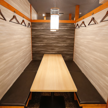 牡蠣と海鮮にほんいち堺筋本町店の雰囲気1