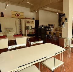 少人数～大人数での会社宴会もおまかせあれ！映像演出にも利用可能なテレビモニターをご用意♪【那覇/居酒屋/飲み放題/２時間/宴会/団体/大人数/おすすめ/貸切/二次会/女子会/誕生日/記念日/結婚式/居酒屋】貸切承ってます！30名様～最大60名様まで可能となっております。20名様～29名様の貸切はご相談ください。