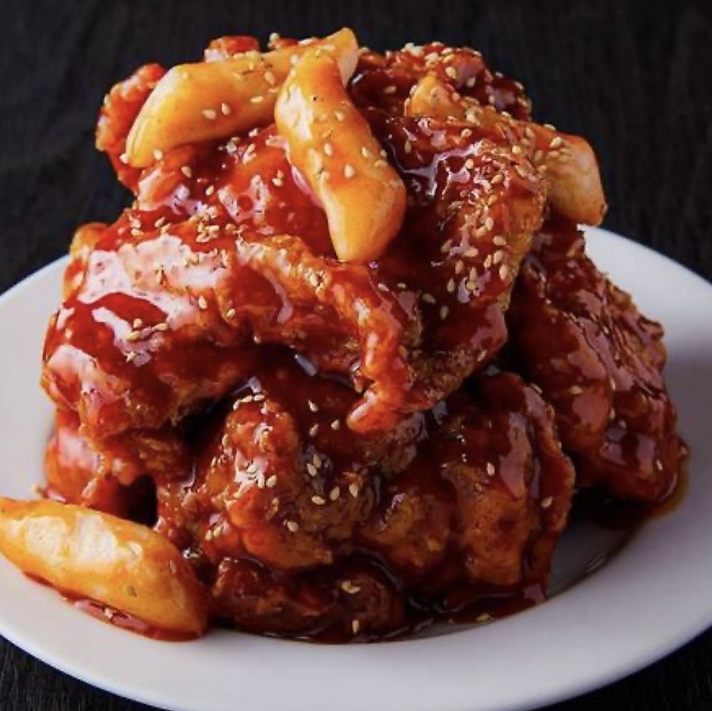 柔らかく仕上げた食べ応えのある一品。