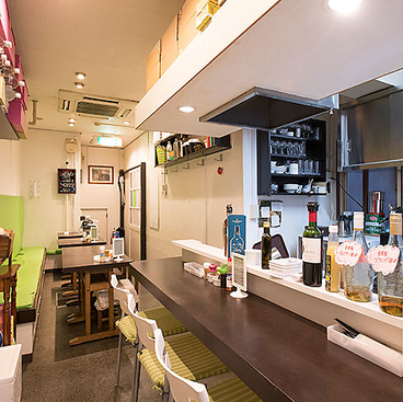 ワインと洋食の店 Kitchen Vanの雰囲気1