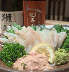 酒泥棒 カワハギ肝醤油刺し