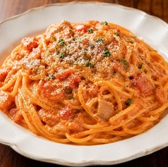 トマトクリームパスタ