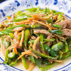 ピーマンと豚肉の糸切り炒め