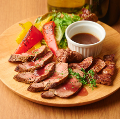 牛肉のグリルステーキ