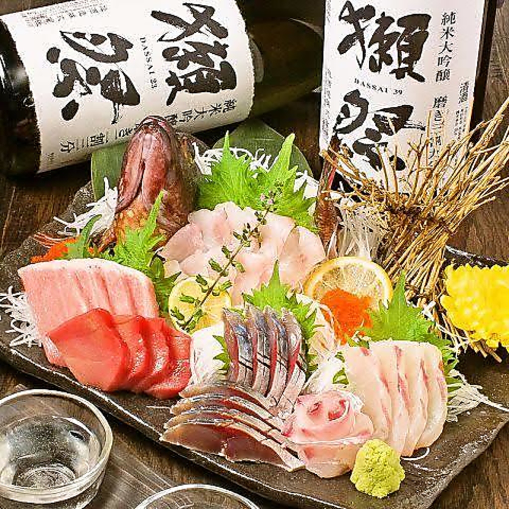 厳選食材が織り成す美味しいお料理の数々！(池袋 居酒屋 個室 焼き鳥 刺身 食べ放題 飲み放題 宴会)