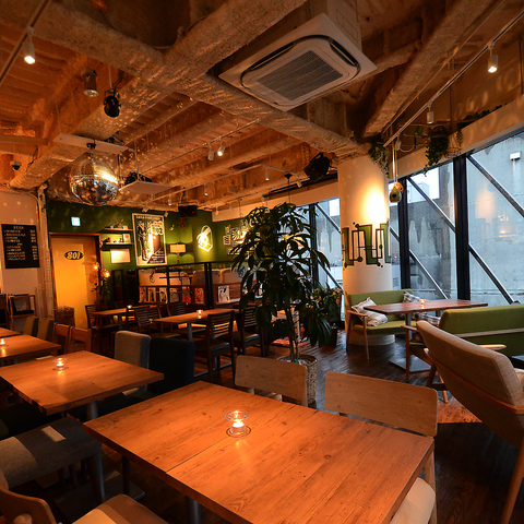 【渋谷駅3分】女子会やデートに♪友達の部屋のような寛ぎの空間で楽しむカフェごはん