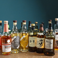 世界各国から厳選した多種多様なウイスキーをご用意◎