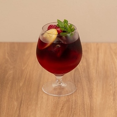 苺とレモネードのサングリア