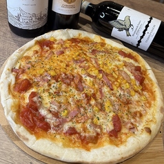 Pizzaバンビーノ(トマトソース・ツナ・ベーコン・コーン)