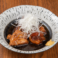 軟骨までトロトロ！じっくり煮込んだ豚バラ軟骨煮