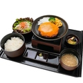 料理メニュー写真 とろけるチーズハンバーグ御膳 Sサイズ(150g)