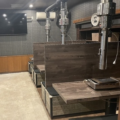 横を気にせず6名様まで座れるテーブル席