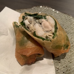 三重県産 牡蠣と大葉の春巻き