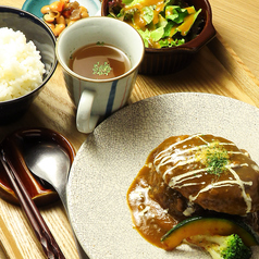 鹿児島産肉バル Yusualy ゆーじゅありぃのおすすめランチ2