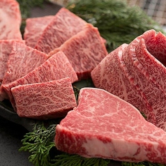焼肉マル 長堀橋店の特集写真