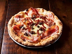 職人のマチェラーラ ~肉好きの為のごちそうピッツァ~