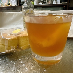 さまざまな紅茶をご用意しております。