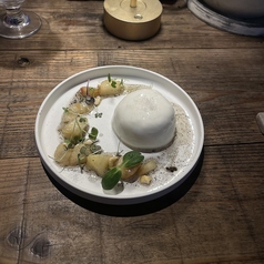 季節のフルーツとブラータチーズ &nbsp;アールグレイ