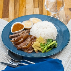 豚すね肉のとろとろ煮込みごはん*2026/2/9~販売時間:平日土曜 15:00~22:00日曜、祝日 11:00~22:00