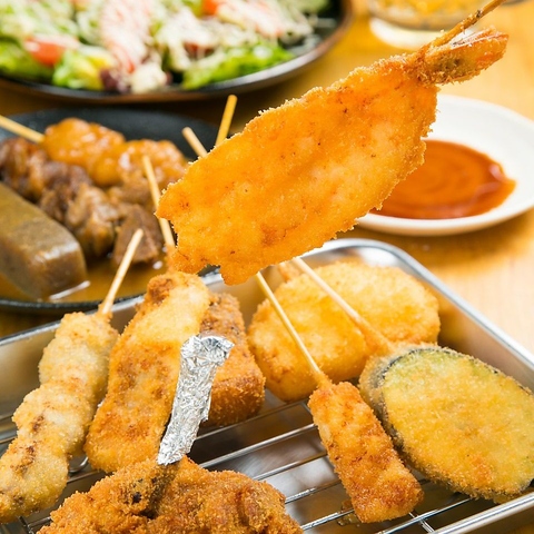 サクサク串カツや秘伝のどて焼きなど大阪の味を堪能！仕事終わりのサク飲みにも◎