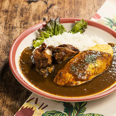 チーズオムレツカレー　トッピング　フライドチキン