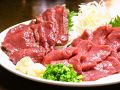 料理メニュー写真 馬刺し