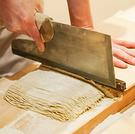 昼も夜も楽しめる蕎麦居酒屋！