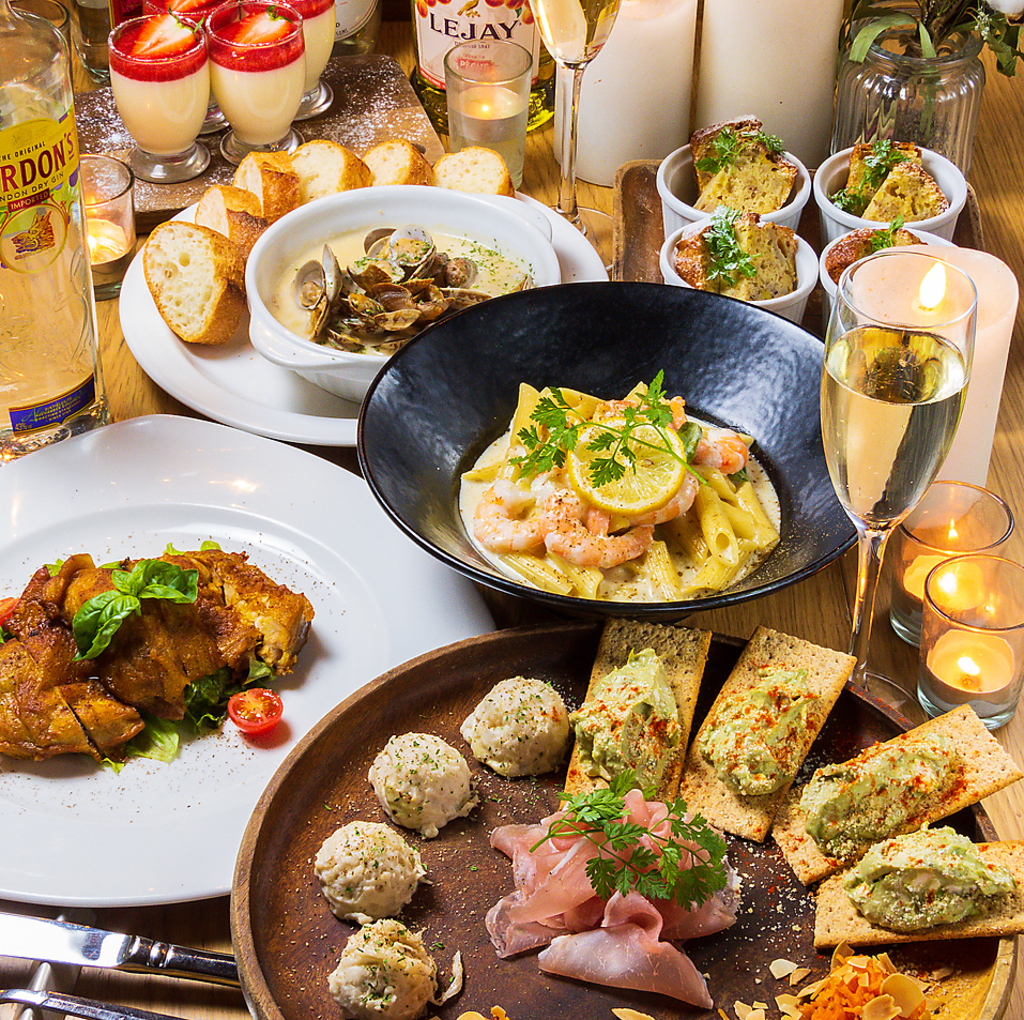 ディナータイムもご予約受付中☆当店シェフが仕込みからこだわったお料理をご提供♪