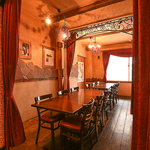 10～12名様用の半個室もご用意しております。