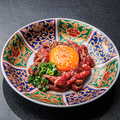 料理メニュー写真&nbsp;【名物】黒毛和牛レアステーキユッケ