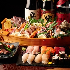 2時間飲み放題｜豪華絢爛!!牛すき焼き鍋や旬魚の御刺身五点盛り、熊本県産馬刺しなど全10品『美味コース』の写真