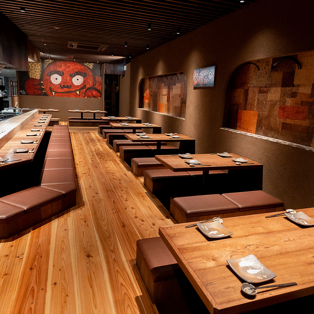 ゆったりとくつろげる掘りごたつ席で、ご宴会にも最適◎