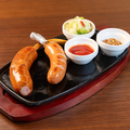 料理メニュー写真&nbsp;骨付きソーセージ2種