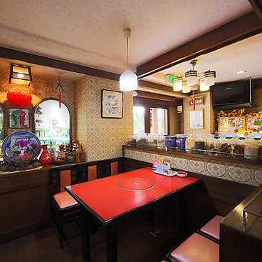 台湾薬膳料理 青葉の雰囲気1