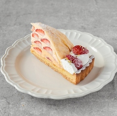 いちごのミルクレープタルト