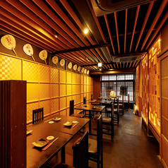 2名様～4名様テーブル席をご用意。普段のお食事や飲み会にもお気軽にご利用下さい。