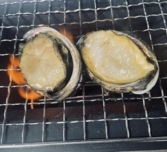 宴会は驚きから始まる！お通しに【蝦夷アワビ】をご提供の写真