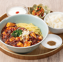 麻婆まぜそば&油淋鶏ごはんセット