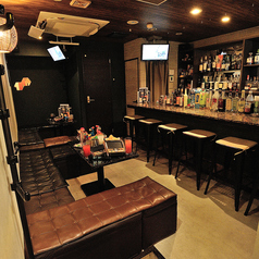 着席時最大18名様まで貸切が可能です◎会社宴会や二次会、各種パーティーに最適！ご相談いただければ、皆様の楽しいひとときをサポートさせていただきます。まずはお店までお問合せください♪