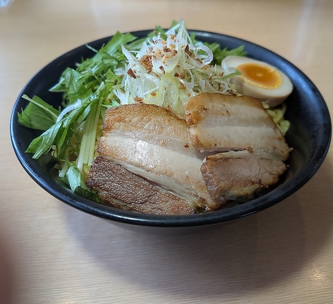 冷し醤油油そば &nbsp;&nbsp;1100円 &nbsp;&nbsp;6/26から販売スタート
