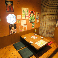 2名～4名様でのご利用におすすめのお席です。落ち着いた雰囲気の掘りごたつ席で、ゆっくり会話を楽しみながら本格韓国料理をご堪能ください。デートやご夫婦でのお食事、気軽なお集まりにも最適です。（千葉駅／千葉中央／居酒屋／韓国／サムギョプサル／海鮮／肉／飲み放題／女子会）