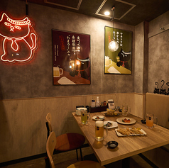 ねこのイラストがいたるところに！かわいい装飾の店内！