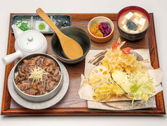 選べる釜飯と天ぷら定食