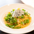 料理メニュー写真&nbsp;釜揚げしらすと柚子のペペロンチーノスパゲッティ